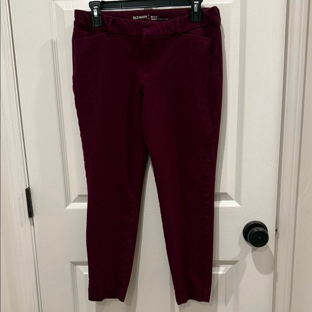 Old Navy Women's Pixie Pant Burgundy